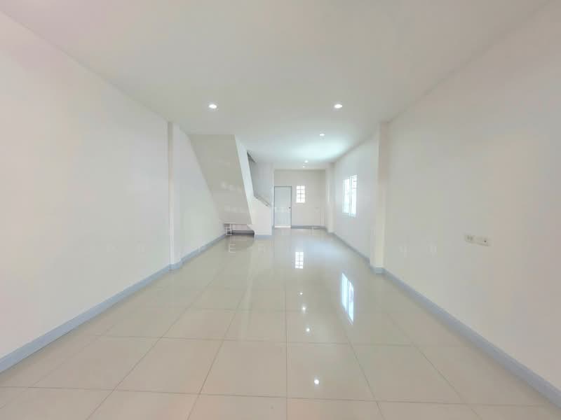 หมู่บ้านบูรพาแลนด์ หนองค้อ ชลบุรี, Chon Buri (Pattaya), Nong - Kham, Si Racha, Chon Buri (Pattaya), 2 Bedrooms, 120 sqm, Townhouse For Sale, by The Best Property นุช, 500316173 - DDproperty.com