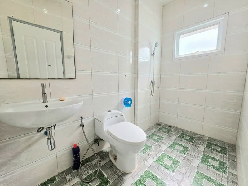 หมู่บ้านบูรพาแลนด์ หนองค้อ ชลบุรี, Chon Buri (Pattaya), Nong - Kham, Si Racha, Chon Buri (Pattaya), 2 Bedrooms, 120 sqm, Townhouse For Sale, by The Best Property นุช, 500316173 - DDproperty.com