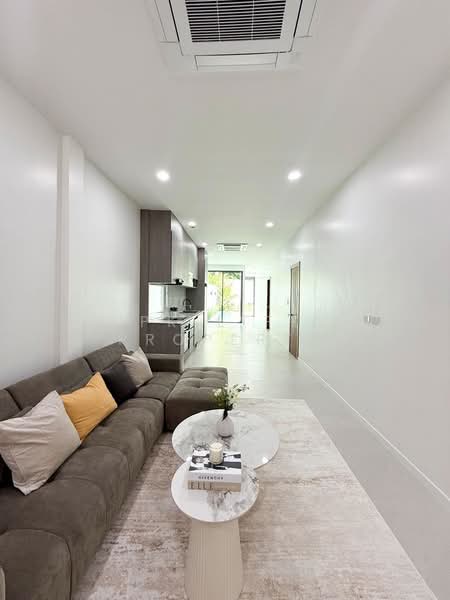 8S0241 Pool villa for sale 10,900,000 baht 3 bedroom 3 bathroom at chalong, ภูเก็ต, ฉลอง, เมืองภูเก็ต, ภูเก็ต, 220 ตร.ม., วิลล่า ขาย, โดย PK LIFE Property, 500316177 - DDproperty.com