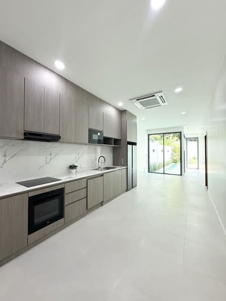 8S0241 Pool villa for sale 10,900,000 baht 3 bedroom 3 bathroom at chalong, ภูเก็ต, ฉลอง, เมืองภูเก็ต, ภูเก็ต, 220 ตร.ม., วิลล่า ขาย, โดย PK LIFE Property, 500316177 - DDproperty.com