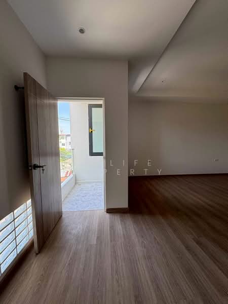 8S0242 Pool villa for sale 8,990,000 baht 3 bedroom 3 bathroom at chalong, Phuket, Chalong, Muang Phuket, Phuket, 3 Bedrooms, 237 sqm, Villa For Sale, by PK LIFE Property, 500316181 - DDproperty.com