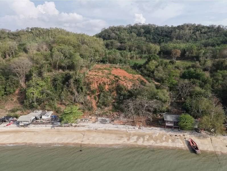 ขายด่วน ที่ดินทำเลดีติดทะเลแปลงสวย 2 ไร่กว่า ชายหาดศรีราชา, ชลบุรี, บางพระ, ศรีราชา, ชลบุรี, 3,792 ตร.ม., ที่ดิน ขาย, โดย ดุสิต แสงฟ้า, 500316186 - DDproperty.com