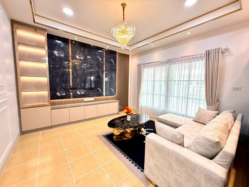 ขายบ้านเดี่ยวหลังใหญ่สวยหรู พื้นที่เยอะ 4 ห้องนอน แหลมฉบัง ศรีราชา, Chon Buri (Pattaya), Thung Suk La, Si Racha, Chon Buri (Pattaya), 4 Bedrooms, 250 sqm, Single Detached House For Sale, by Dusit Saengfa, 500316240 - DDproperty.com