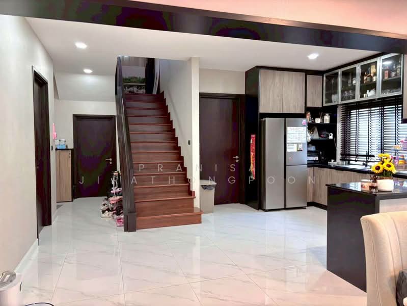 Perfect Masterpiece Sukhumvit 77 : เพอร์เฟค มาสเตอร์พีซ สุขุมวิท 77, สมุทรปราการ, ซอย หมู่บ้านเพอร์เฟคเพลส สุขุมวิท 77, ราชาเทวะ, บางพลี, สมุทรปราการ, 300 ตร.ม., บ้านเดี่ยว ให้เช่า, โดย Pranisa Jirathongpoon, 500316256 - DDproperty.com