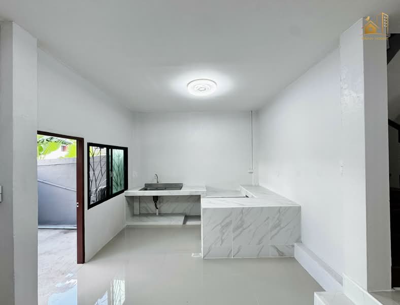 ชักพระ 10, Bangkok, Taling Chan, Bangkok, 5 Bedrooms, 316 sqm, Townhouse For Sale, by ณัฐพล ชือไพเวสน์, 500316269 - DDproperty.com