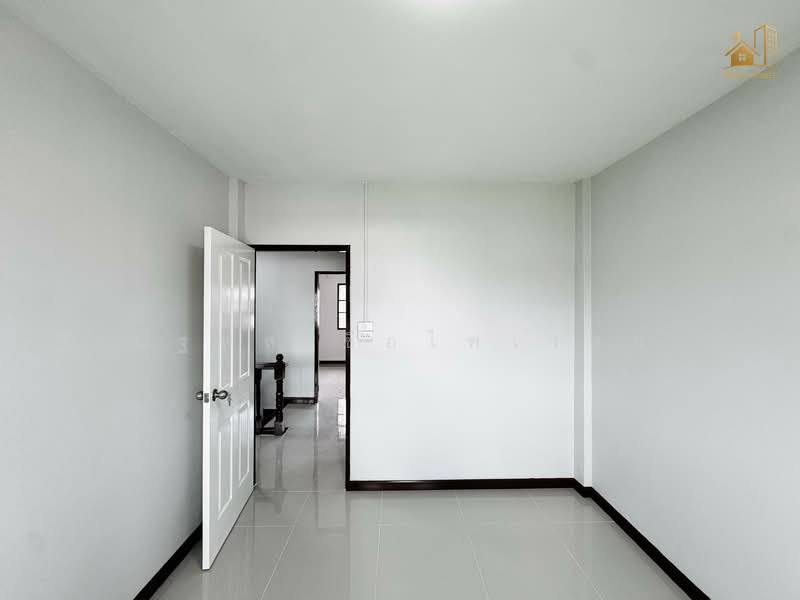 ชักพระ 10, Bangkok, Taling Chan, Bangkok, 5 Bedrooms, 316 sqm, Townhouse For Sale, by ณัฐพล ชือไพเวสน์, 500316269 - DDproperty.com