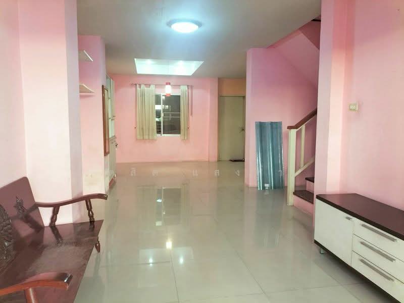 ขายทาวน์โฮม ม.พิมพาภรณ์ ม.เกษตร แหลมฉบัง ศรีราชา, Chon Buri (Pattaya), Thung Suk La, Si Racha, Chon Buri (Pattaya), 3 Bedrooms, 80 sqm, Townhouse For Sale, by Dusit Saengfa, 500316284 - DDproperty.com