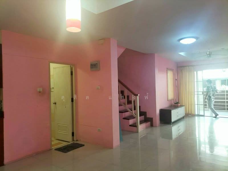 ขายทาวน์โฮม ม.พิมพาภรณ์ ม.เกษตร แหลมฉบัง ศรีราชา, Chon Buri (Pattaya), Thung Suk La, Si Racha, Chon Buri (Pattaya), 3 Bedrooms, 80 sqm, Townhouse For Sale, by Dusit Saengfa, 500316284 - DDproperty.com