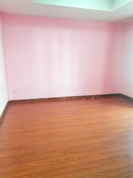 ขายทาวน์โฮม ม.พิมพาภรณ์ ม.เกษตร แหลมฉบัง ศรีราชา, Chon Buri (Pattaya), Thung Suk La, Si Racha, Chon Buri (Pattaya), 3 Bedrooms, 80 sqm, Townhouse For Sale, by Dusit Saengfa, 500316284 - DDproperty.com