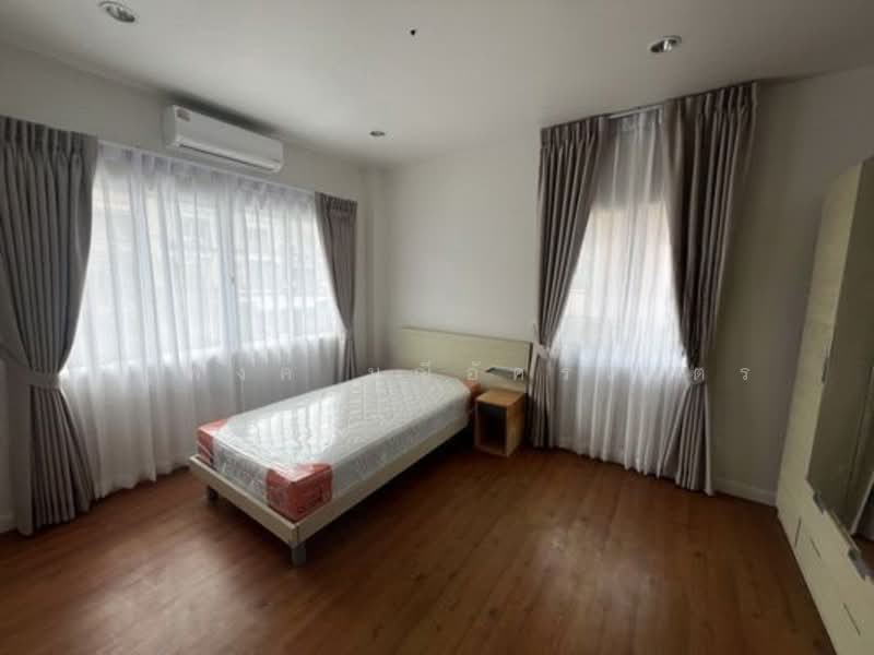 Prinyada Petchkasem-Kanjanapisek, Bangkok, Bang Khae, Bangkok, 4 Bedrooms, 220 sqm, Single Detached House For Rent, by นัฐพงค์ มณีอัครเนตร, 500316313 - DDproperty.com
