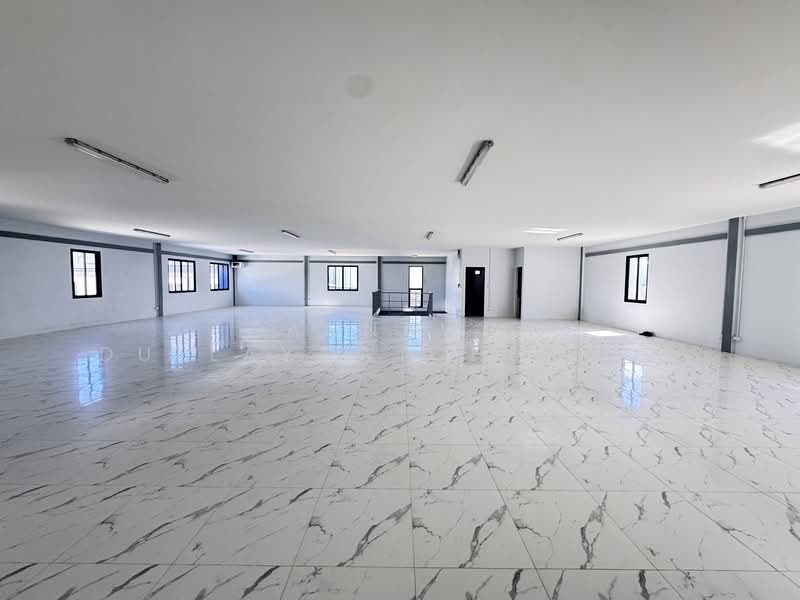 Warehouse for rent, 1,964 sq.m, Bang Phriang, Bang Bo, Samut Prakan (Code: JKP372), Samut Prakan, Bang Phriang, Bang Bo, Samut Prakan, , 1,964 sqm, Warehouse/Factory For Rent, by Pannawit Dullayawichenwut, 500316329 - DDproperty.com