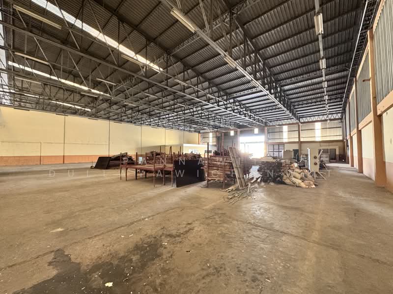 Factory/warehouse for rent, 1,080 sq.m, Rachathewa, Bang Phli, Samut Prakan (Code: JKP374), Samut Prakan, Rachathewa, Bang Plee, Samut Prakan, , 1,080 sqm, Warehouse/Factory For Rent, by Pannawit Dullayawichenwut, 500316344 - DDproperty.com