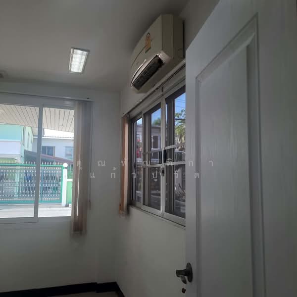 Modern Life HOME @ Sutthisan, Bangkok, Samsen Nok, Huai Khwang, Bangkok, 3 Bedrooms, 200 sqm, Single Detached House For Rent, by ทัณฑิกา แก้วปู่วัด, 500316356 - DDproperty.com