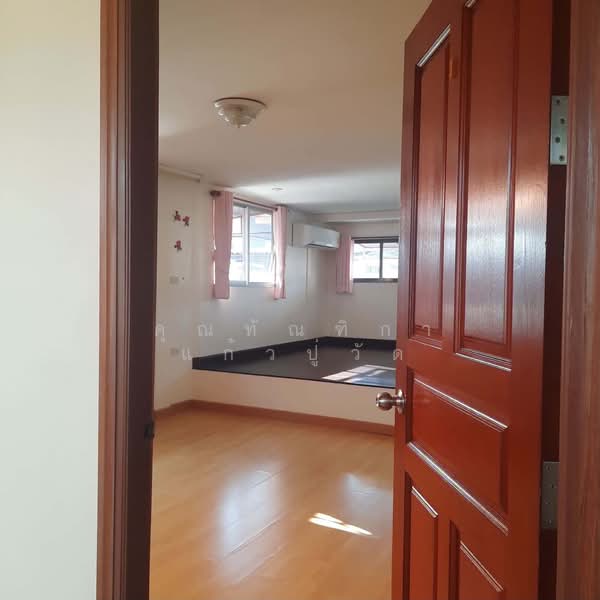 Modern Life HOME @ Sutthisan, Bangkok, Samsen Nok, Huai Khwang, Bangkok, 3 Bedrooms, 200 sqm, Single Detached House For Rent, by ทัณฑิกา แก้วปู่วัด, 500316356 - DDproperty.com