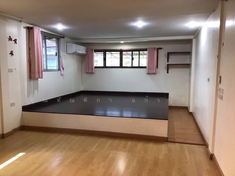 Modern Life HOME @ Sutthisan : โมเดิร์น ไลฟ์ โฮม แอท สุทธิสาร, กรุงเทพ, สามเสนนอก, ห้วยขวาง, กรุงเทพ, 200 ตร.ม., บ้านเดี่ยว ให้เช่า, โดย คุณทัณฑิกา แก้วปู่วัด, 500316356 - DDproperty.com