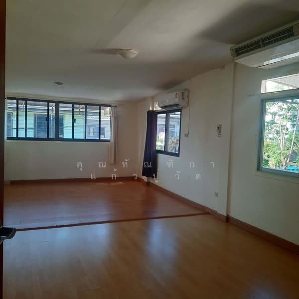 Modern Life HOME @ Sutthisan, Bangkok, Samsen Nok, Huai Khwang, Bangkok, 3 Bedrooms, 200 sqm, Single Detached House For Rent, by ทัณฑิกา แก้วปู่วัด, 500316356 - DDproperty.com