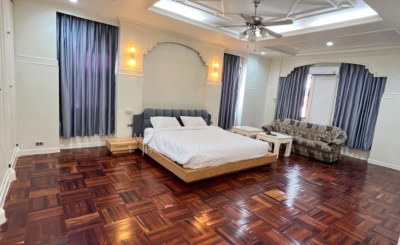 Sukhumvit Villa, Bangkok, Phra Kanong, Khlong Toei, Bangkok, 9 Bedrooms, 500 sqm, Single Detached House For Rent, by HomeConnect Thailand, 500316380 - DDproperty.com