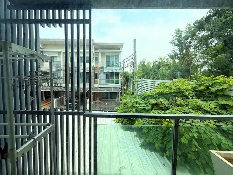 Town Plus Kaset - Nawamin, Bangkok, Klong Lamcheak Road, Nuan Chan, Bueng Kum, Bangkok, 3 Bedrooms, 180 sqm, Townhouse For Sale, by Punpapa Rassamee, 500316403 - DDproperty.com