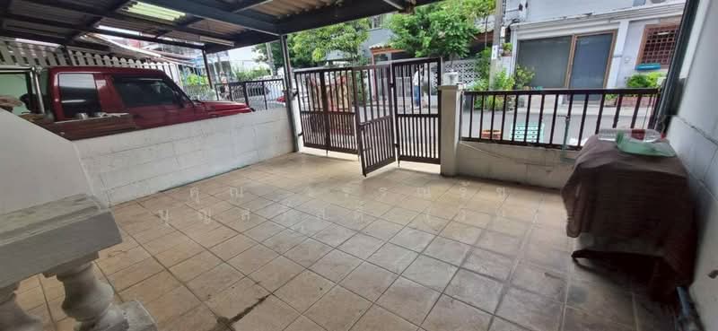 ทาวน์เฮ้าส์ 2 ชั้น 22.1 ตร.ว. หมู่บ้านสราญรมย์ ใกล้ตลาดห้วยขวาง ซอยประชาราษฎร์บำเพ็ญ21, กรุงเทพ, ถนนรัชดาภิเษก-ห้วยขวาง, สามเสนนอก, ห้วยขวาง, กรุงเทพ, 100 ตร.ม., ทาวน์เฮ้าส์ ขาย, โดย คุณ วรรณรัช บุญสวัสดิ์ (วิน), 500316436 - DDproperty.com