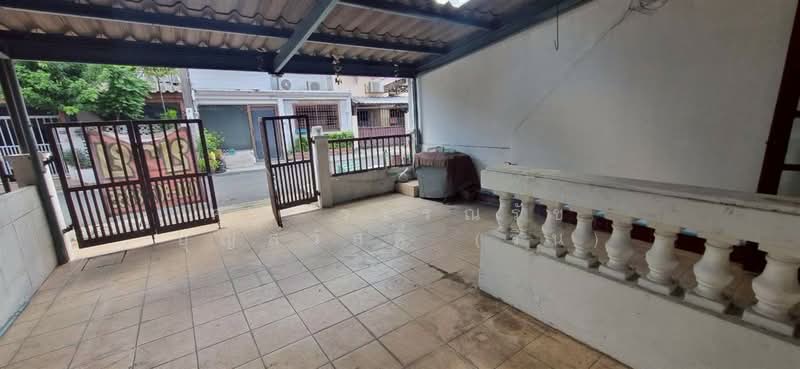ทาวน์เฮ้าส์ 2 ชั้น 22.1 ตร.ว. หมู่บ้านสราญรมย์ ใกล้ตลาดห้วยขวาง ซอยประชาราษฎร์บำเพ็ญ21, กรุงเทพ, ถนนรัชดาภิเษก-ห้วยขวาง, สามเสนนอก, ห้วยขวาง, กรุงเทพ, 100 ตร.ม., ทาวน์เฮ้าส์ ขาย, โดย คุณ วรรณรัช บุญสวัสดิ์ (วิน), 500316436 - DDproperty.com