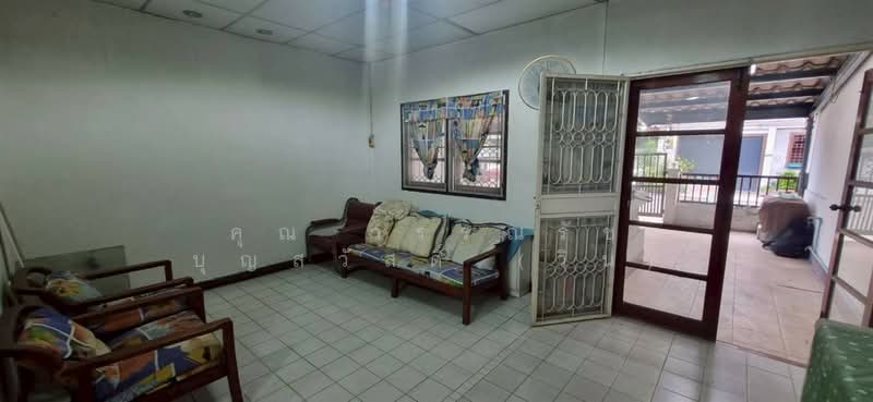ทาวน์เฮ้าส์ 2 ชั้น 22.1 ตร.ว. หมู่บ้านสราญรมย์ ใกล้ตลาดห้วยขวาง ซอยประชาราษฎร์บำเพ็ญ21, กรุงเทพ, ถนนรัชดาภิเษก-ห้วยขวาง, สามเสนนอก, ห้วยขวาง, กรุงเทพ, 100 ตร.ม., ทาวน์เฮ้าส์ ขาย, โดย คุณ วรรณรัช บุญสวัสดิ์ (วิน), 500316436 - DDproperty.com