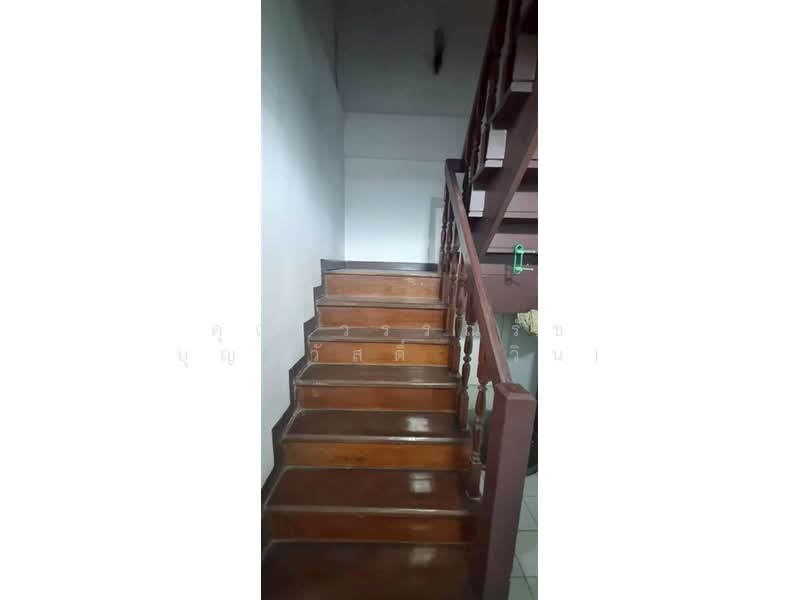 ทาวน์เฮ้าส์ 2 ชั้น 22.1 ตร.ว. หมู่บ้านสราญรมย์ ใกล้ตลาดห้วยขวาง ซอยประชาราษฎร์บำเพ็ญ21, Bangkok, ถนนรัชดาภิเษก-ห้วยขวาง, Samsen Nok, Huai Khwang, Bangkok, 3 Bedrooms, 100 sqm, Townhouse For Sale, by คุณ วรรณรัช บุญสวัสดิ์ (วิน), 500316436 - DDproperty.com