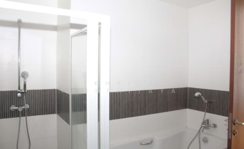 Urbana Sathorn : เออร์บาน่า สาทร, กรุงเทพ, 55 ถนนสาทรใต้, ทุ่งมหาเมฆ, สาทร, กรุงเทพ, 67 ตร.ม., คอนโด ให้เช่า, โดย Ratkhridtha Tansthitaya, 500316442 - DDproperty.com