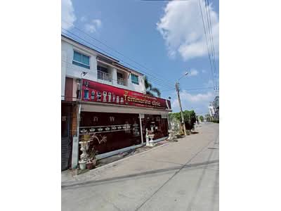 ขาย - ทาวน์โฮม 3 ชั้น ซอยโพธิ์แก้ว 3 ลาดพร้าว 101 เนื้อที่ 42.1 ตารางวา, กรุงเทพ