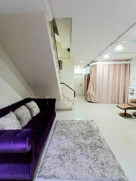 ทาวน์โฮม 3 ชั้น ซอยโพธิ์แก้ว 3 ลาดพร้าว 101 เนื้อที่ 42.1 ตารางวา, Bangkok, Khlong Chan, Bang Kapi, Bangkok, 4 Bedrooms, 170 sqm, Townhouse For Sale, by สรภพ ยอดไชย (สีฝุ่น), 500316457 - DDproperty.com