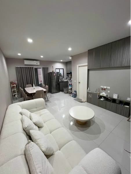 Eigen Rama 9, Bangkok, Soi Pattanakarn99, Chaloem Phrakiat Rama9 Road, Prawet, Bangkok, 2 Bedrooms, 189 sqm, Townhouse For Rent, by Living Condo, 500316468 - DDproperty.com