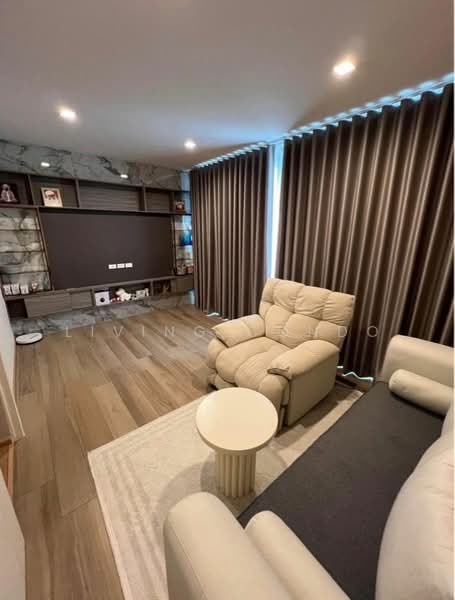 Eigen Rama 9, Bangkok, Soi Pattanakarn99, Chaloem Phrakiat Rama9 Road, Prawet, Bangkok, 2 Bedrooms, 189 sqm, Townhouse For Rent, by Living Condo, 500316468 - DDproperty.com