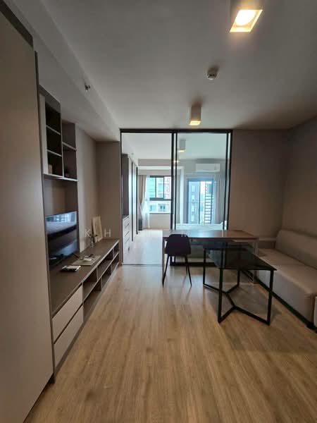 IDEO Sathorn-Wongwian Yai, Bangkok, 219 Soi Krung Thonburi 1, Khlong Ton Sai, Khlong San, Bangkok, 1 Bedroom, 35 sqm, Condo For Rent, by Khun Mei, 500316512 - DDproperty.com
