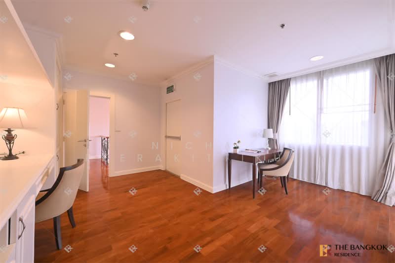 Piyathip Place, Bangkok, 24 Soi Prommitr, Khlong Tan Nua, Watthana, Bangkok, 2 Bedrooms, 173 sqm, Condo For Rent, by Nicha Peerakittikul, 500316526 - DDproperty.com