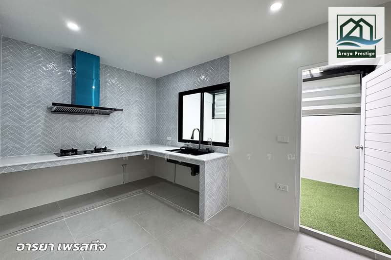 ทาวน์เฮ้าส์ซอยโชคชัย4, Bangkok, Lat Phrao, Bangkok, 3 Bedrooms, 75 sqm, Townhouse For Sale, by วิสุทธินี เฉลิมสินสุวรรณ, 500316579 - DDproperty.com