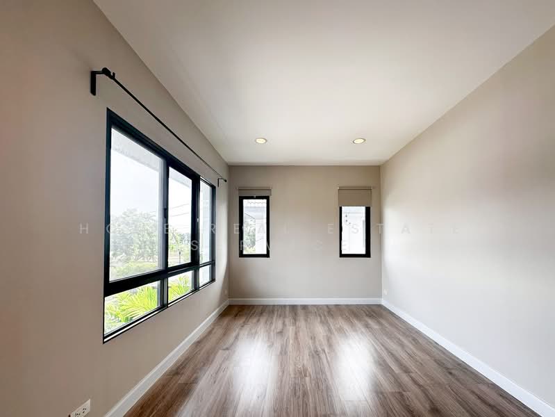 Pave Pinklao - Salaya, Nonthaburi, Achariya Pattana Road, Sala Klang, Bang Kruai, Nonthaburi, 5 Bedrooms, 214 sqm, Single Detached House For Sale, by HOME Real Estate Service, 500316583 - DDproperty.com