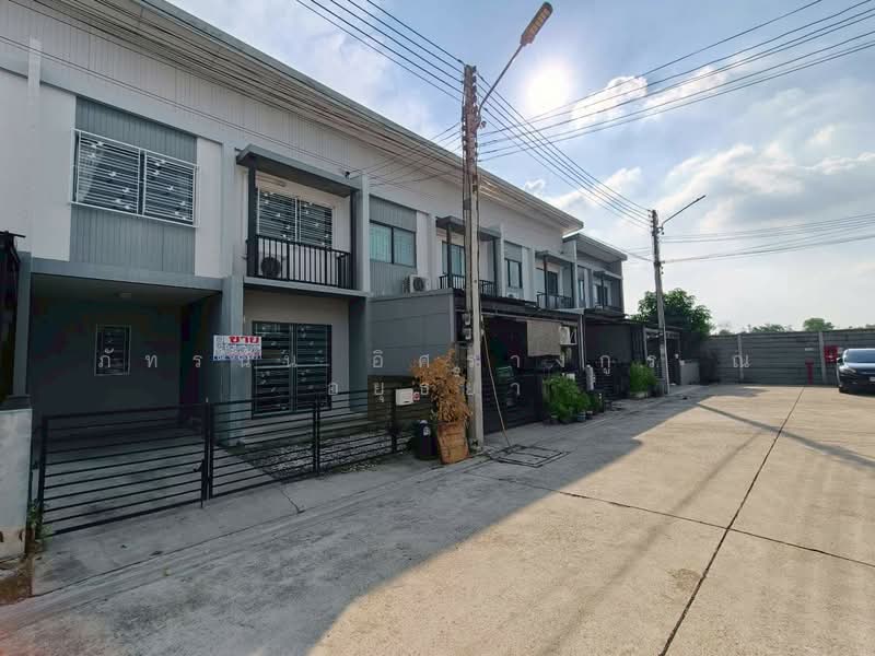 Met Town Pathum-Tiwanon : เมททาวน์ ปทุม-ติวานนท์, ปทุมธานี, 222 หมู่บ้าน เมททาวน์ ปทุมธานี, บางปรอก, เมืองปทุมธานี, ปทุมธานี, 80 ตร.ม., ทาวน์เฮ้าส์ ขาย, โดย ภัทรนัน อิศรางกูร ณ อยุธยา, 500316618 - DDproperty.com