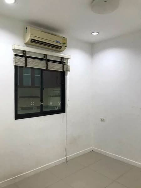 Beautiful 2-Story Corner Townhome for Rent. Modern Built-in, Pet-Friendly!, Bangkok, Suan Luang, Bangkok, 3 Bedrooms, 140 sqm, Townhouse For Rent, by Chayanoot, 500316654 - DDproperty.com