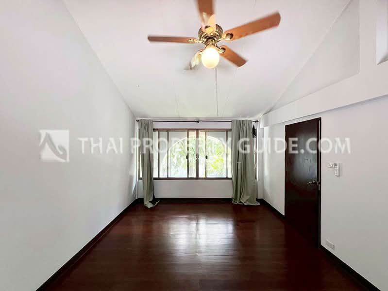 House with Shared Pool for rent in Sukhumvit, Bangkok, กรุงเทพ, คลองตันเหนือ, วัฒนา, กรุงเทพ, 350 ตร.ม., บ้านเดี่ยว ให้เช่า, โดย Khun Nita, 500316656 - DDproperty.com
