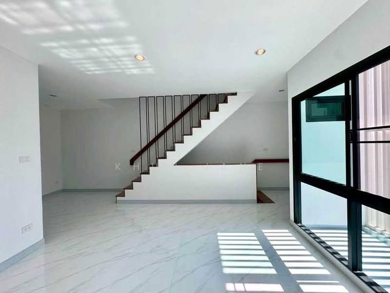 Home Office for Rent in Pradit Manutham / Ladprao Area (SPSJP354), Bangkok, ลาดพร้าว 87, Wang Thonglang, Bangkok, 3 Bedrooms, 175 sqm, Single Detached House For Rent, by Khun Jane, 500316660 - DDproperty.com