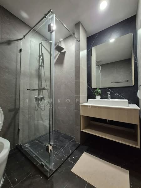 Skyrise Avenue Sukhumvit 64, Bangkok, 3 Soi Sukhumvit 64, Bang Chak, Phra Khanong, Bangkok, 2 Bedrooms, 55 sqm, Condo For Rent, by RE PROPERTY CO.,LTD., 500316684 - DDproperty.com