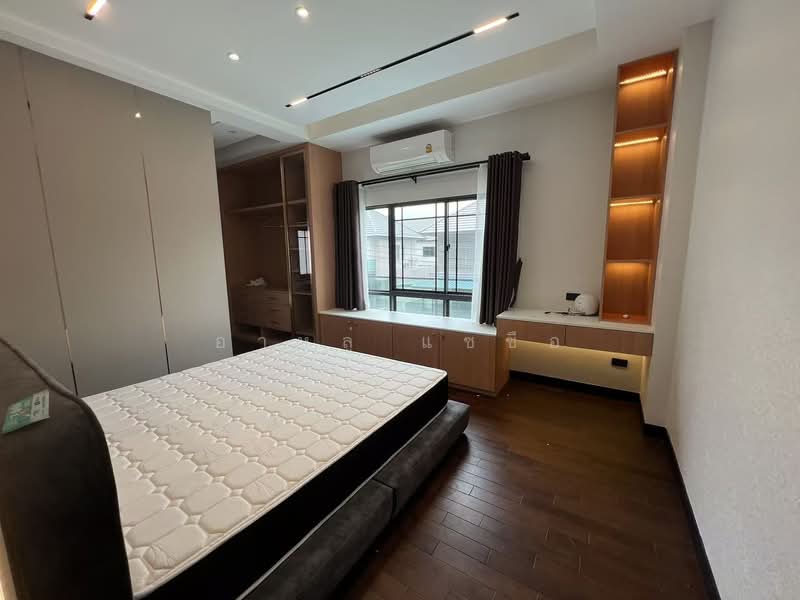 Bangkok Boulevard Ramintra-Serithai 2 : บางกอก บูเลอวาร์ด รามอินทรา-เสรีไทย 2, กรุงเทพ, 98 ซอย เสรีไทย 71, คันนายาว, กรุงเทพ, 300 ตร.ม., บ้านเดี่ยว ให้เช่า, โดย อาหลู่ แซ่ซือ, 500316695 - DDproperty.com