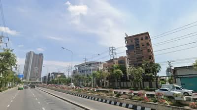 ขาย - ขายที่ดินติดถนนพระราม 3 ขนาดเกือบ 2 ไร่, กรุงเทพ