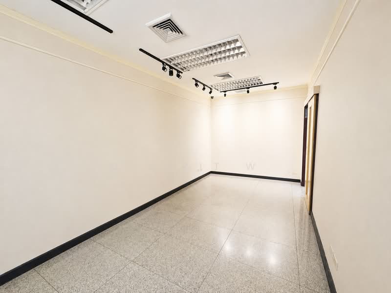 จิวเวลรี่ เทรด เซ็นเตอร์ (Jewelry Trade Center), กรุงเทพ, 28 Surasak Rd., สีลม, บางรัก, กรุงเทพ, 116 ตร.ม., สำนักงาน ให้เช่า, โดย Chairit W., 500316726 - DDproperty.com