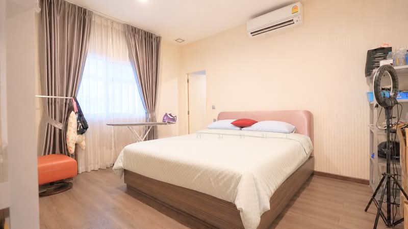 Mantana Ratchaphruek-Maha Chesadabodindranusorn Bridge, Nonthaburi, Nonthaburi 1 Road, Bang Krang, Muang Nonthaburi, Nonthaburi, 4 Bedrooms, 350 sqm, Single Detached House For Sale, by ปัญญา สมหมาย, 500316730 - DDproperty.com