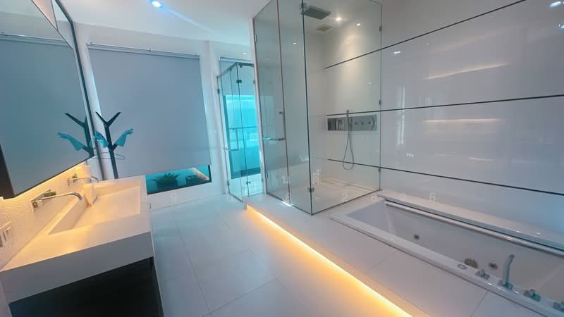 Ladawan Rattanathibet, Nonthaburi, Rattanathibet Road, Bang Rak Noi, Muang Nonthaburi, Nonthaburi, 4 Bedrooms, 400 sqm, Single Detached House For Sale, by เวนดี้ o89-048-2828, 500316774 - DDproperty.com
