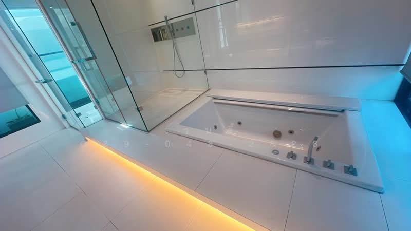 Ladawan Rattanathibet, Nonthaburi, Rattanathibet Road, Bang Rak Noi, Muang Nonthaburi, Nonthaburi, 4 Bedrooms, 400 sqm, Single Detached House For Sale, by เวนดี้ o89-048-2828, 500316774 - DDproperty.com