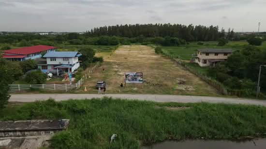 Land for sale in Bang Pakong! #Whole plot! #Land with planned development, Chachoengsao, สุขุมวิท สายเก่า, Bang Pakong, Chachoengsao, , 7,124 sqm, Land For Sale, by Khommaphat Phumbandit, 500316778 - DDproperty.com