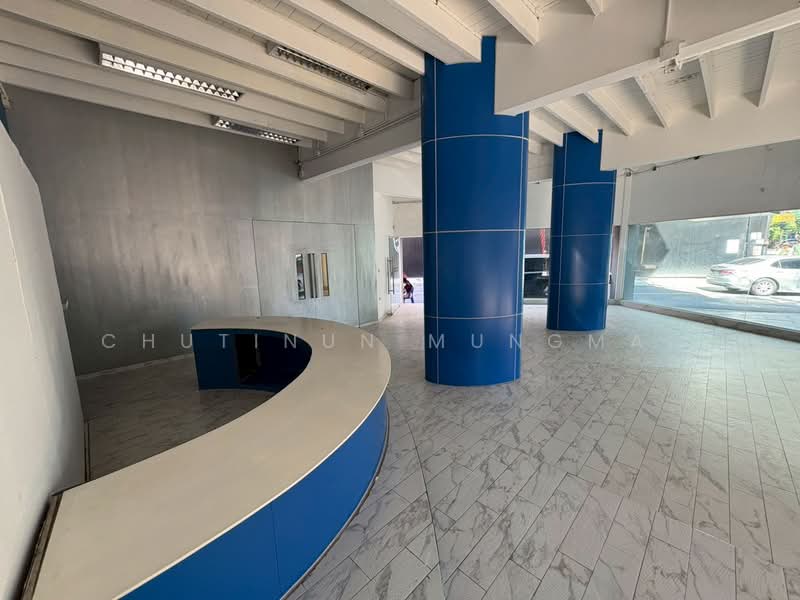 For Rent: 4-Storey Shop House Sukhumvit Road BTS Thonglor, กรุงเทพ, คลองตันเหนือ, วัฒนา, กรุงเทพ, 654 ตร.ม., พื้นที่ขายของ ให้เช่า, โดย Chutinun Mungmai, 500316789 - DDproperty.com