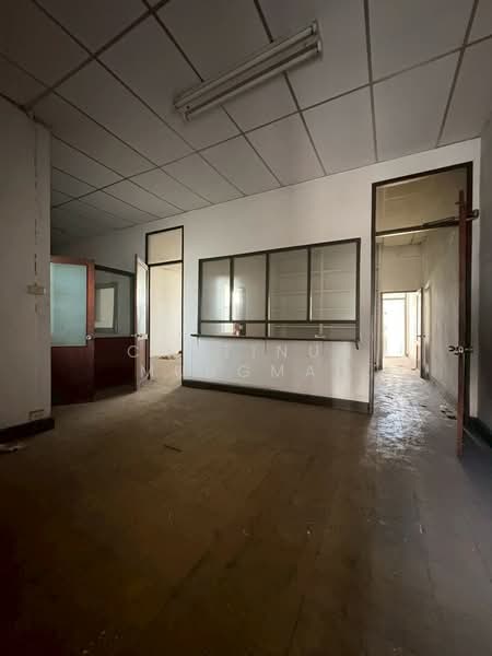 For Rent: 4-Storey Shop House Sukhumvit Road BTS Thonglor, Bangkok, Khlong Tan Nua, Watthana, Bangkok, , 654 sqm, Retail Space For Rent, by Chutinun Mungmai, 500316789 - DDproperty.com
