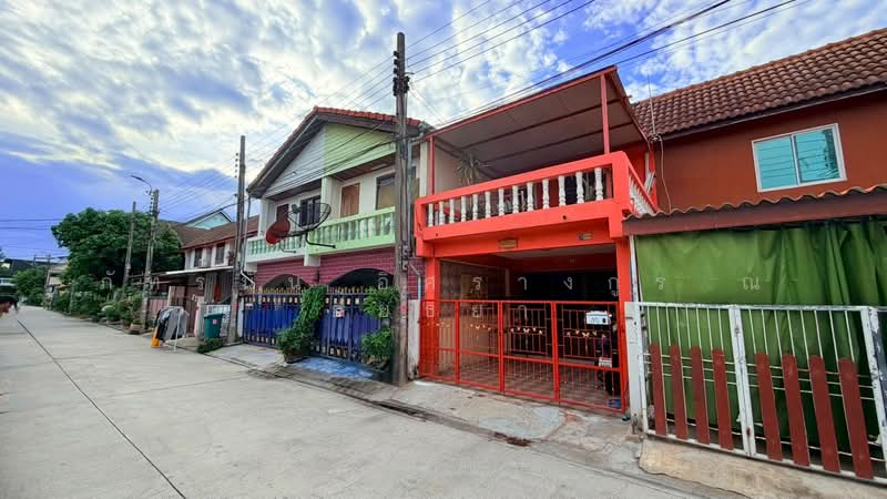 หมู่บ้านสุขใจวิลเลจ ซอยรามอินทรา 65 แยก 4 ถนนรามอินทรา แขวงท่าแร้ง เขตบางเขน กรุงเทพมหานคร, กรุงเทพ, รามอินทรา, ท่าแร้ง, บางเขน, กรุงเทพ, 60 ตร.ม., ทาวน์เฮ้าส์ ขาย, โดย ภัทรนัน อิศรางกูร ณ อยุธยา, 500316808 - DDproperty.com